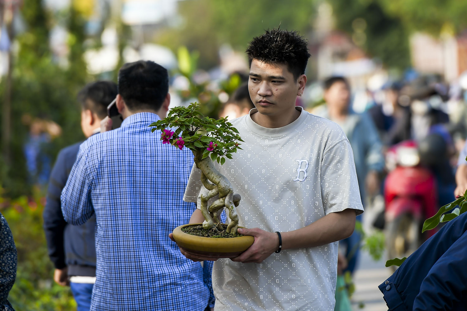 Văn hoá - “Biển người” chen chân đi chợ Viềng đầu xuân (Hình 6).