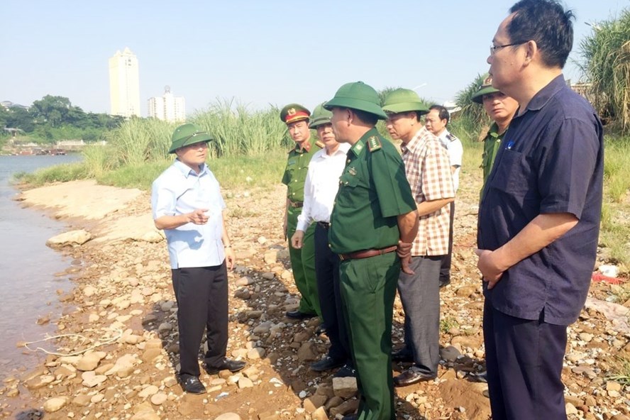 Tin nhanh - Đang làm rõ trách nhiệm tập thể, cá nhân để xảy ra hoạt động buôn lậu ở Móng Cái (Hình 2).