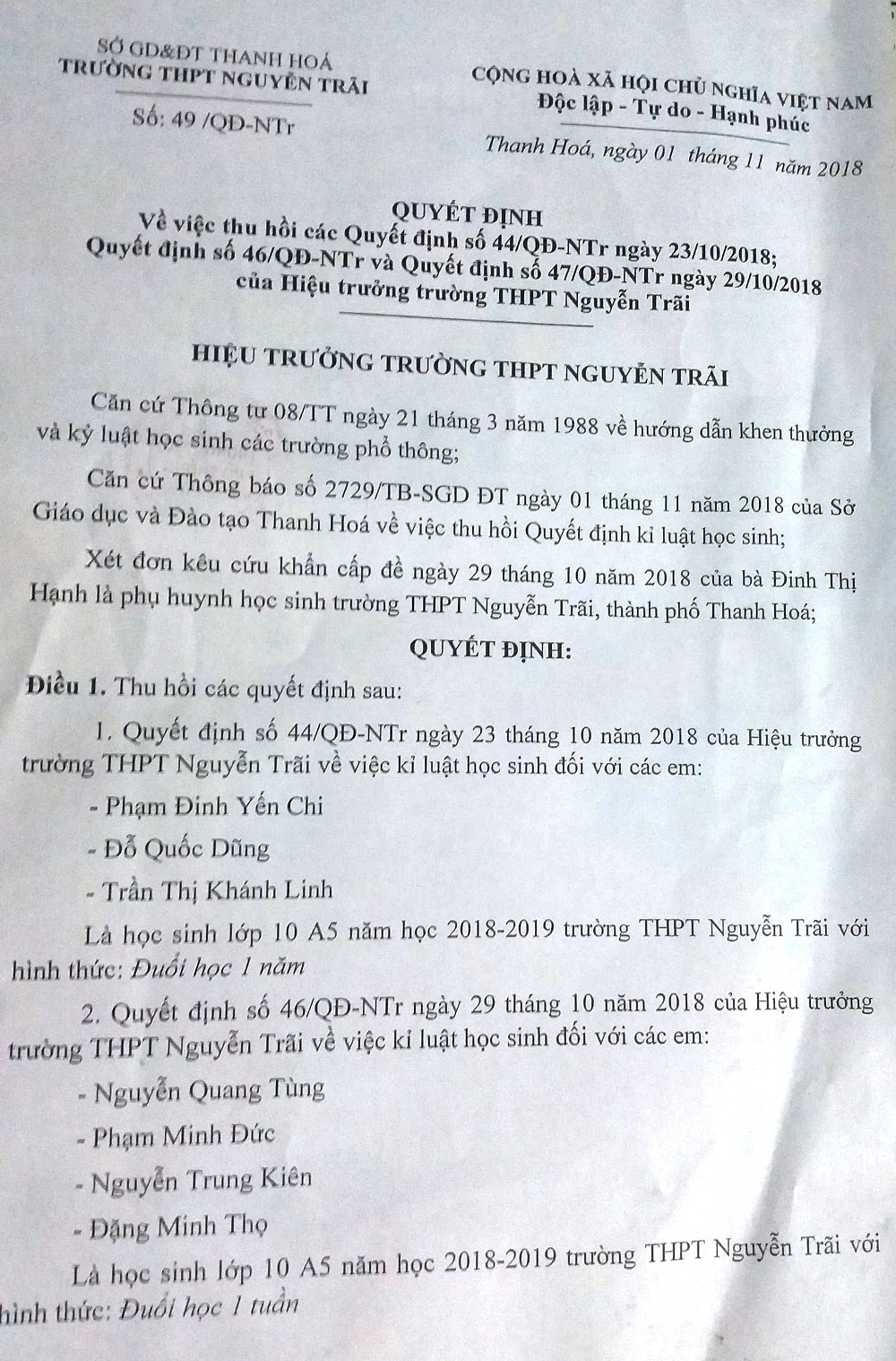 Giáo dục - Thực hư vụ cô giáo xem trộm điện thoại học sinh, phát hiện bị nói xấu trên facebook (Hình 2).