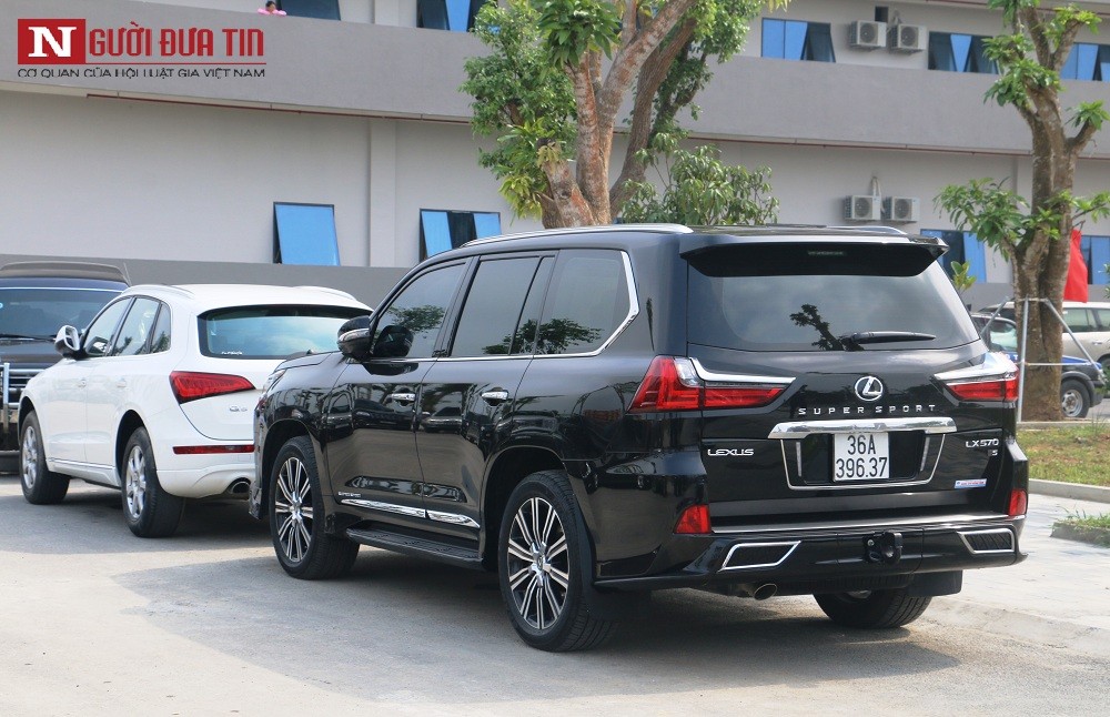 Tin nhanh - Dàn 'siêu xe', mang BKS 'khủng' quần tụ tại một sự kiện đình đám ở Thanh Hóa (Hình 16).