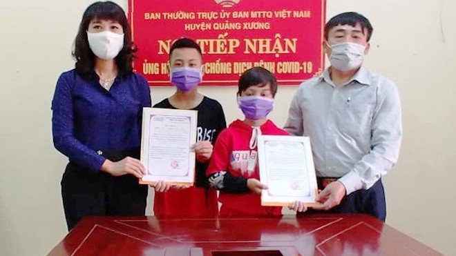 Giáo dục - Khen ngợi 2 học sinh Thanh Hóa mang lợn tiết kiệm tới ủng hộ quỹ phòng, chống Covid – 19