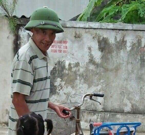 An ninh - Hình sự - Truy tìm gã hàng xóm chém cụ bà nhiều nhát, cướp tài sản rồi bỏ trốn