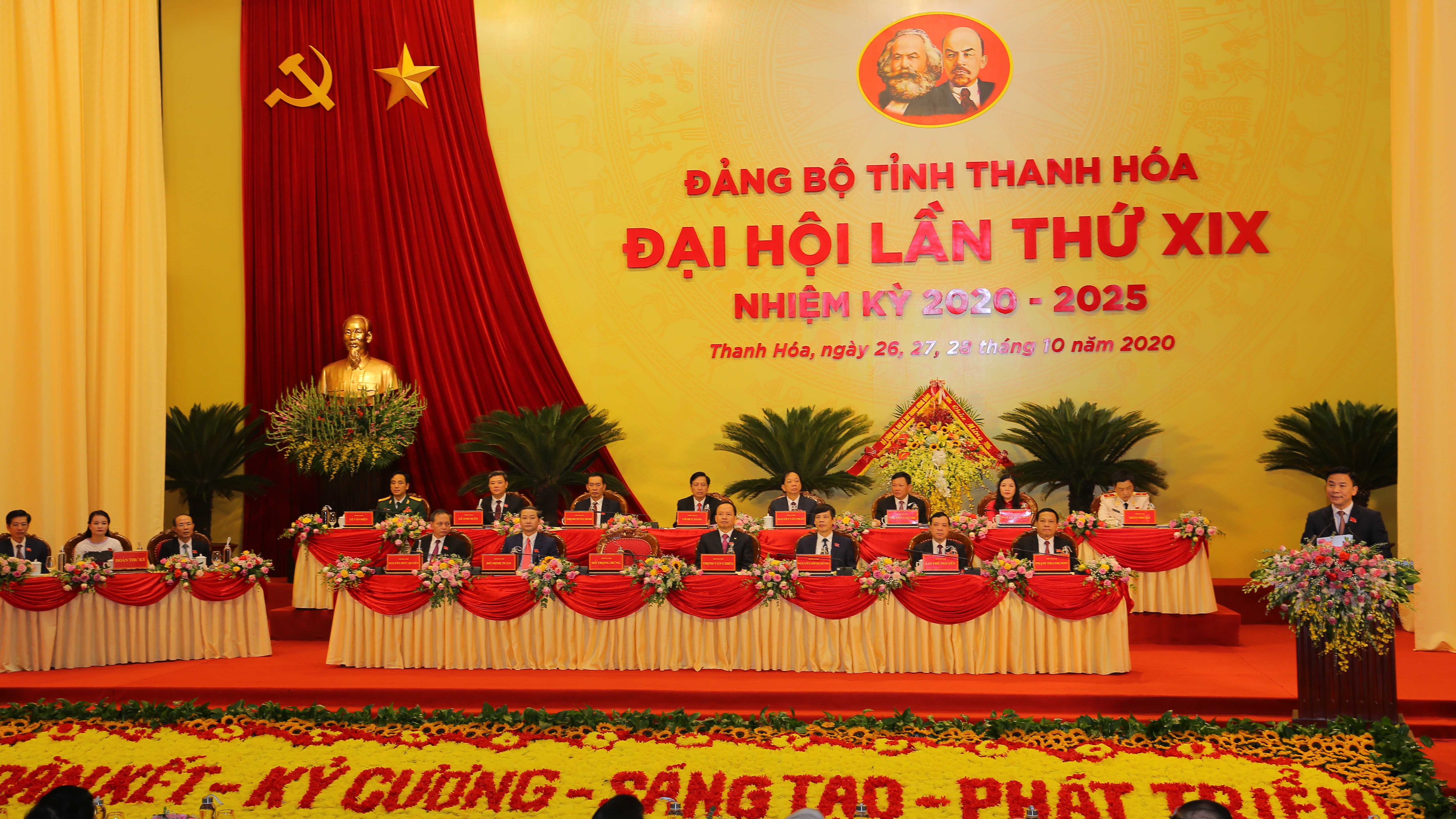 Tin nhanh - Chủ tịch QH Nguyễn Thị Kim Ngân dự đại hội Đảng bộ tỉnh Thanh Hóa