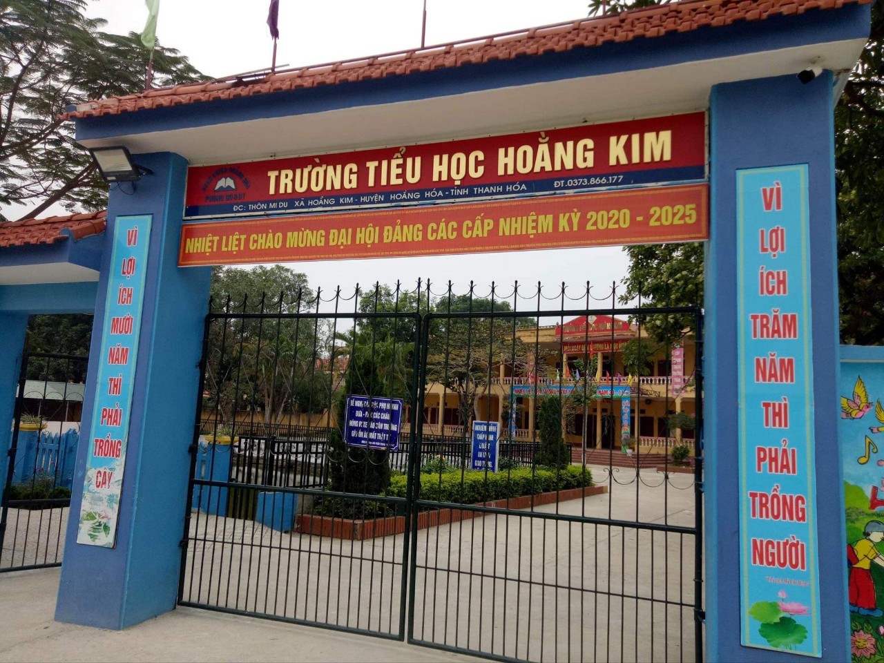 Tin nhanh - Học sinh lớp 1 nghi bị bạn ném bi sắt vào mắt, tổn thương nặng (Hình 2).