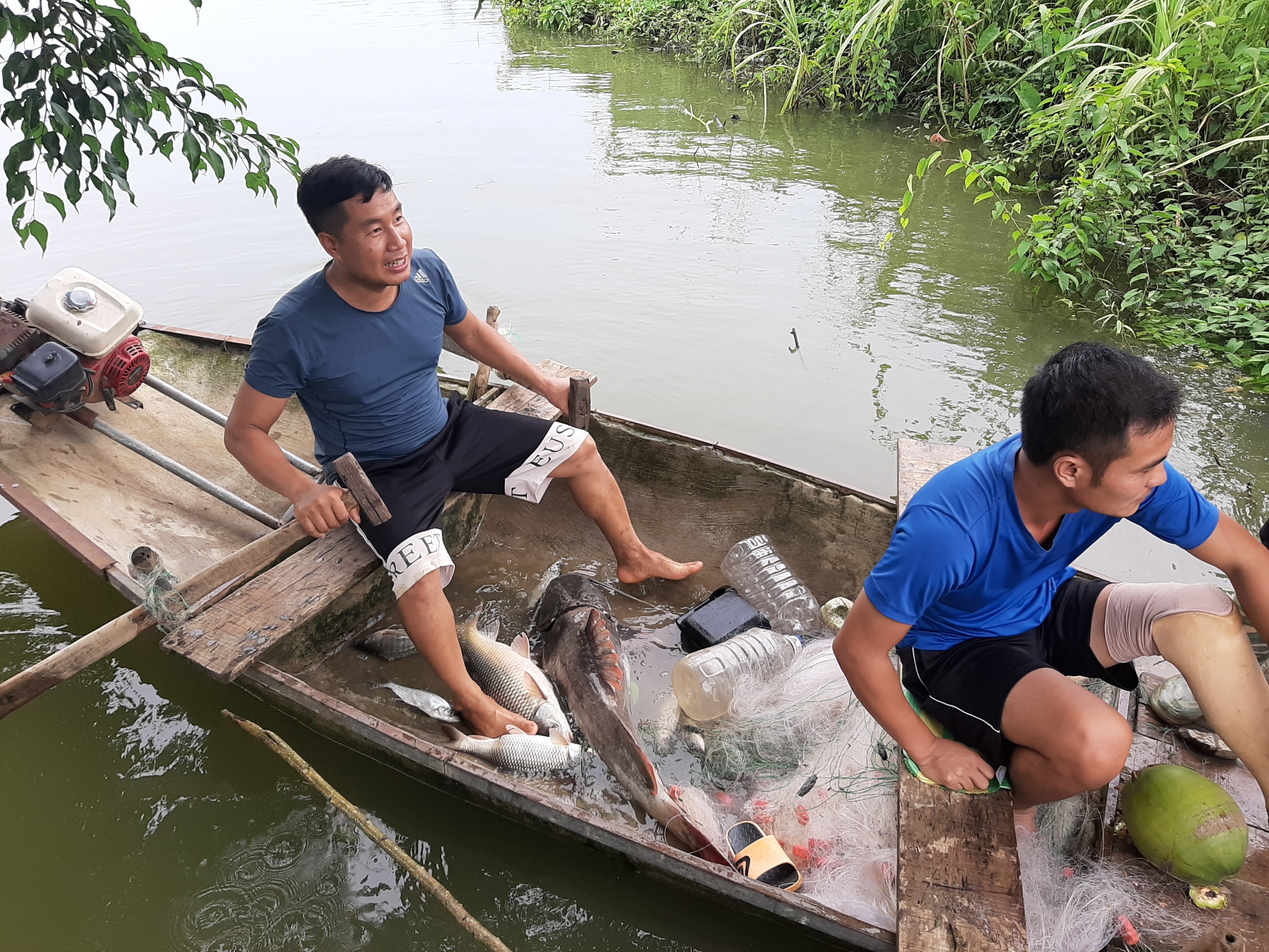 Dân sinh - Ngư dân Thanh Hóa bắt được cá lăng 'khủng' tại hồ thủy lợi