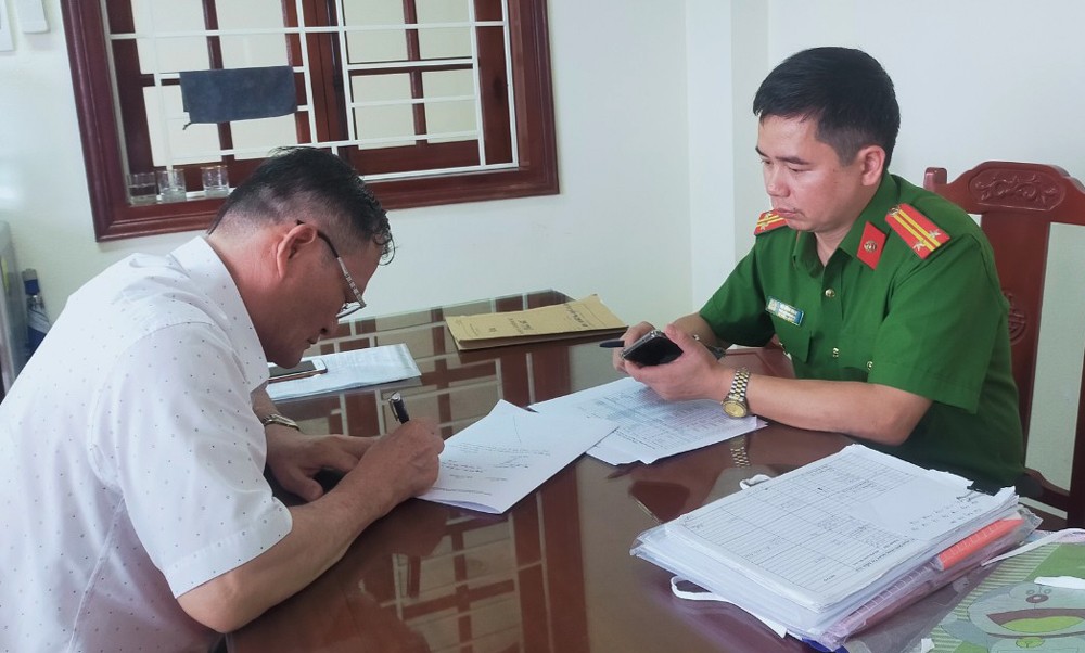 An ninh - Hình sự - Trục lợi tiền xét nghiệm Covid-19, giám đốc trung tâm y tế bị khởi tố