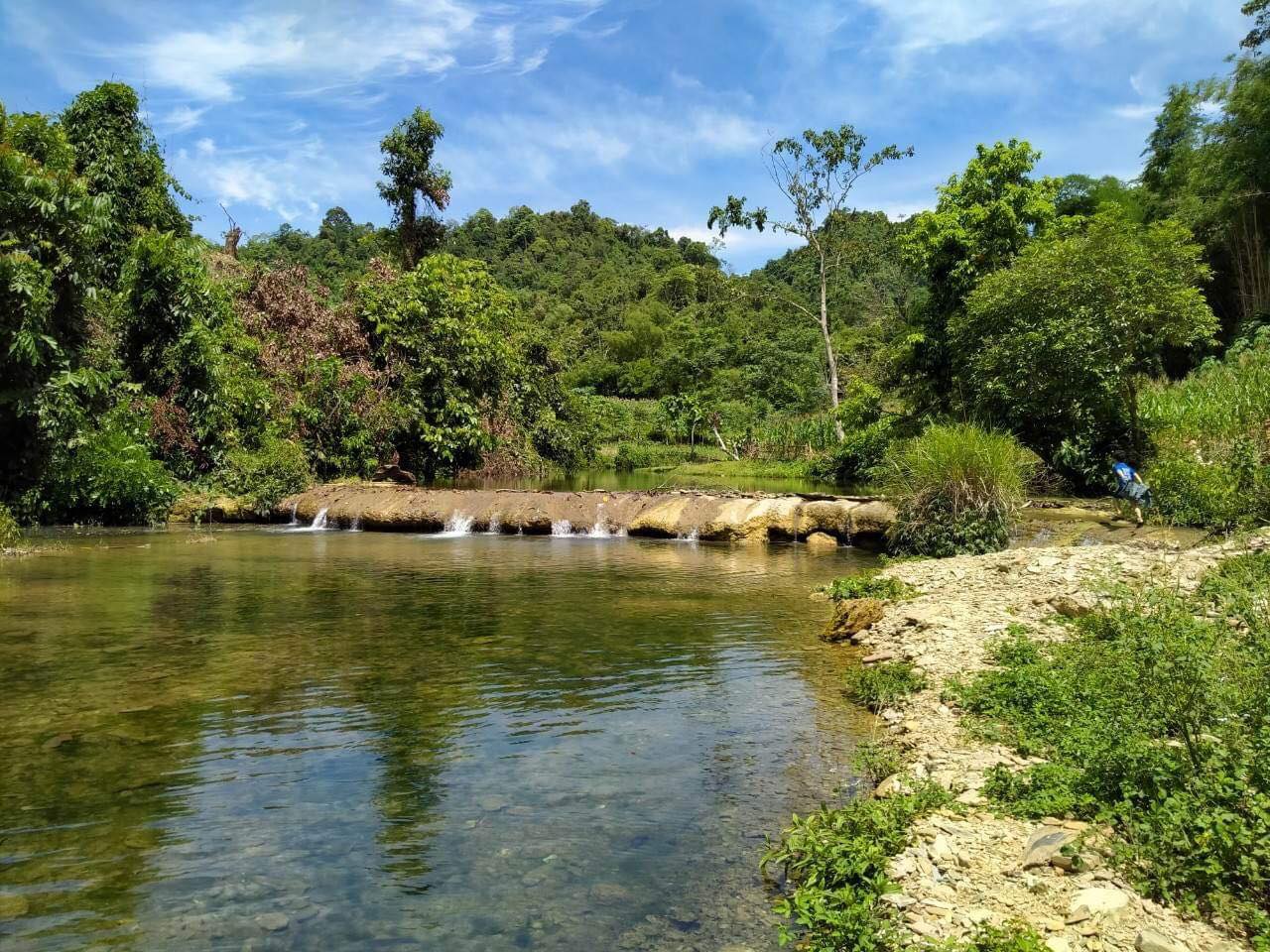 Môi trường - Tìm nguyên nhân 4km suối ô nhiễm mùi phân lợn, cá chết hàng loạt (Hình 7).