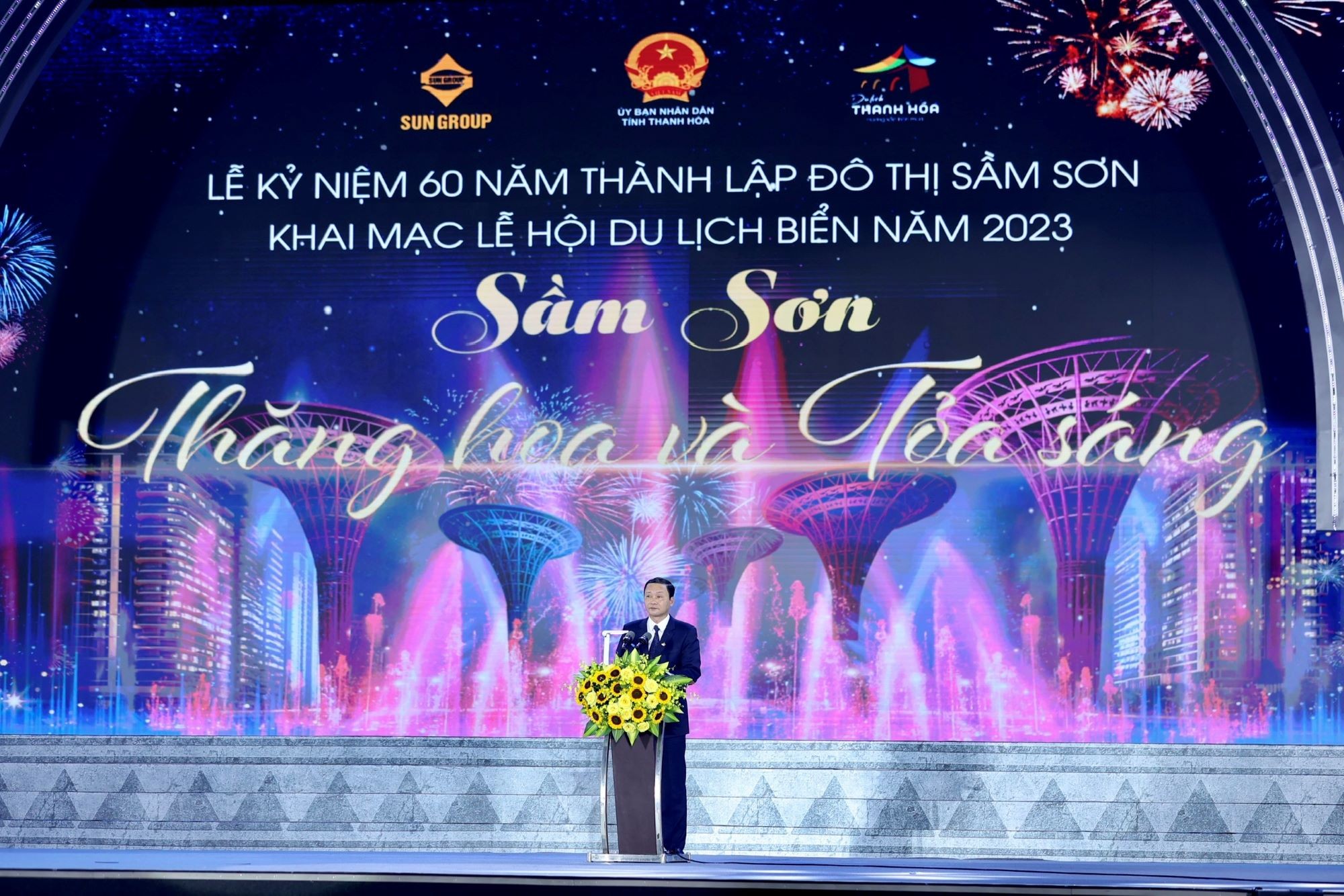 Văn hoá - Sầm Sơn khai mạc du lịch biển 2023 tại quảng trường đẹp lung linh (Hình 6).