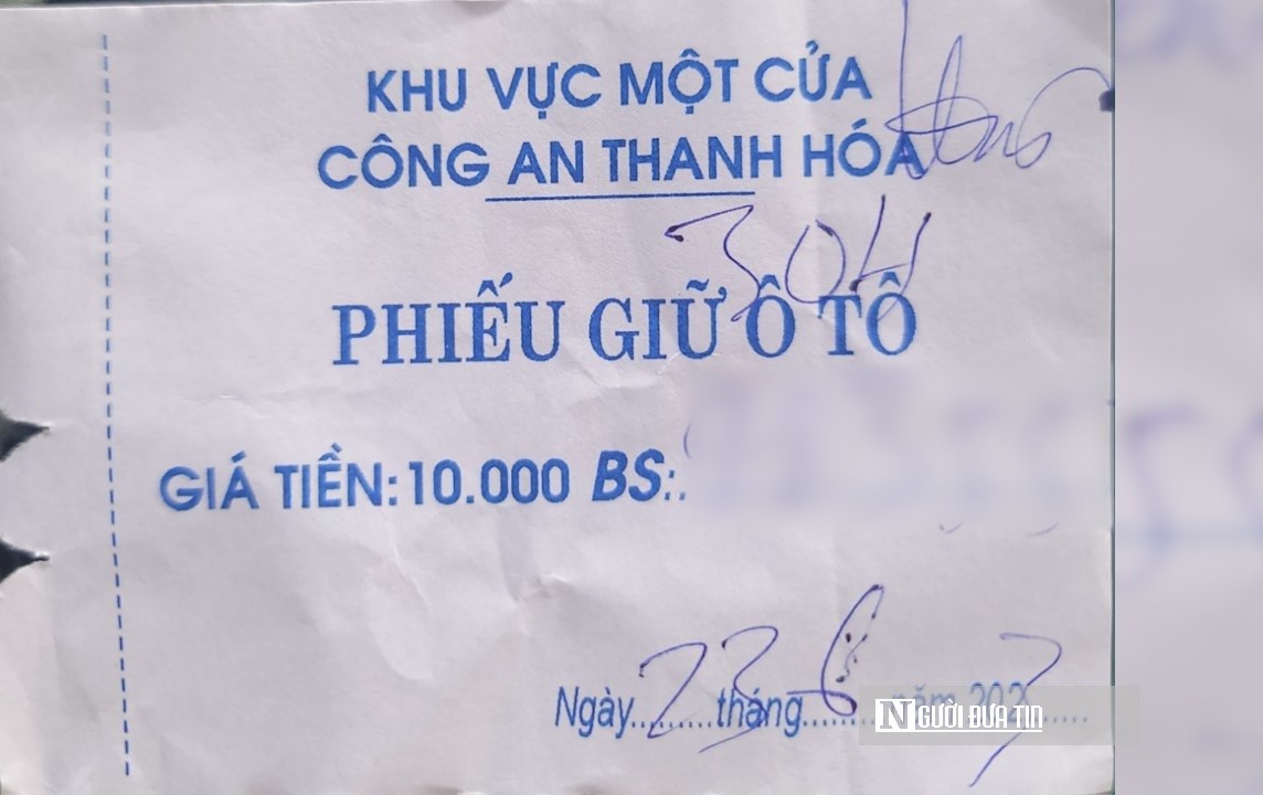 Dân sinh - Bát nháo thu tiền đỗ xe trước cổng trụ sở công an ở Thanh Hóa (Hình 3).