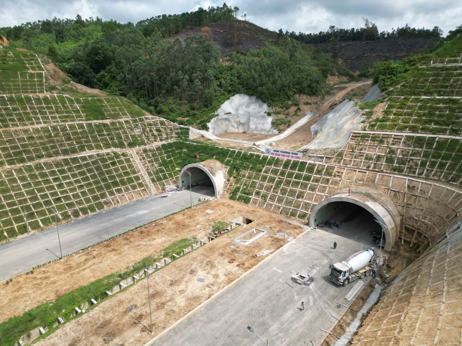 Sự kiện - Cao tốc Bắc–Nam qua Thanh Hóa, Nghệ An trước ngày thông xe  (Hình 10).