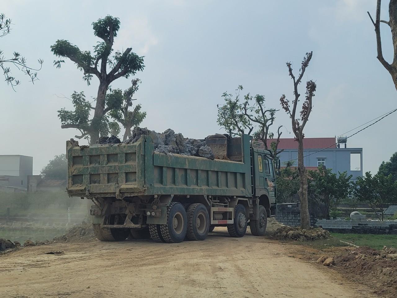 Dân sinh - Thanh Hóa: Chỉ đạo không thống nhất của Chủ tịch xã trong vụ Hồ Cầu Bè (Hình 8).