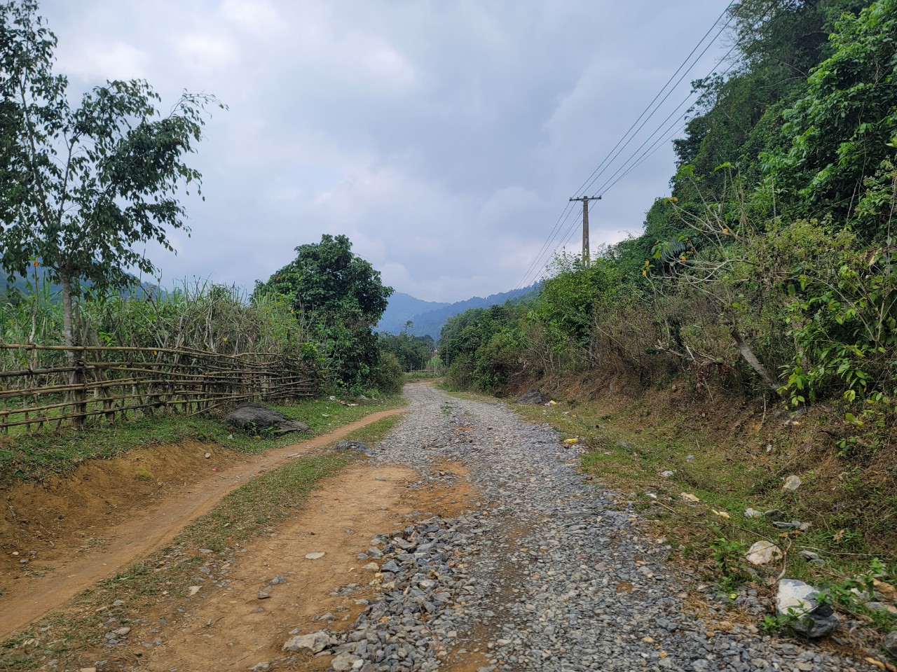 Dân sinh - 119 hộ dân sống trong ốc đảo, 15 năm “ở không được, đi chưa xong” (Hình 2).