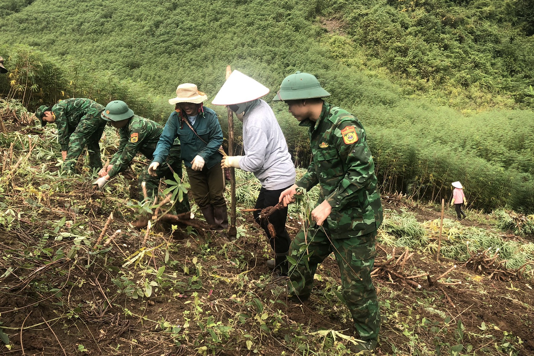 Dân sinh - Bước chân âm thầm gác vùng phên dậu Tổ quốc