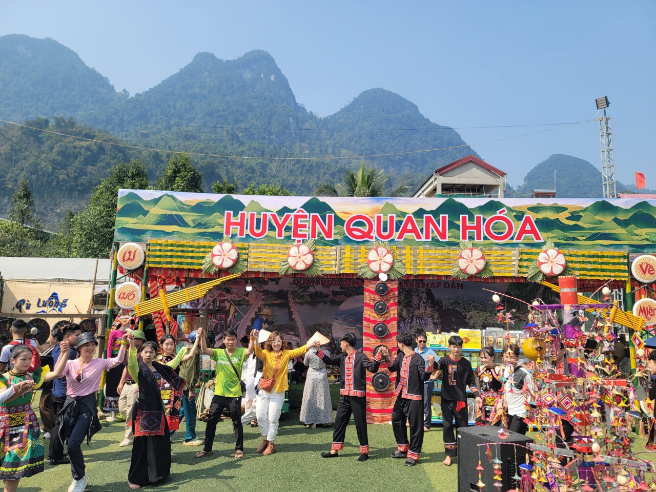 Văn hoá - Thanh Hóa: Đặc sắc liên hoan văn nghệ dân gian và phiên chợ vùng cao 2024 (Hình 6).