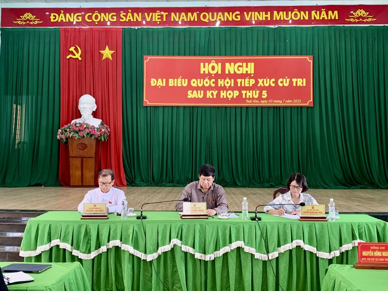 Sự kiện - Đại biểu Quốc hội Trần Công Phàn tiếp xúc cử tri tại Bình Dương