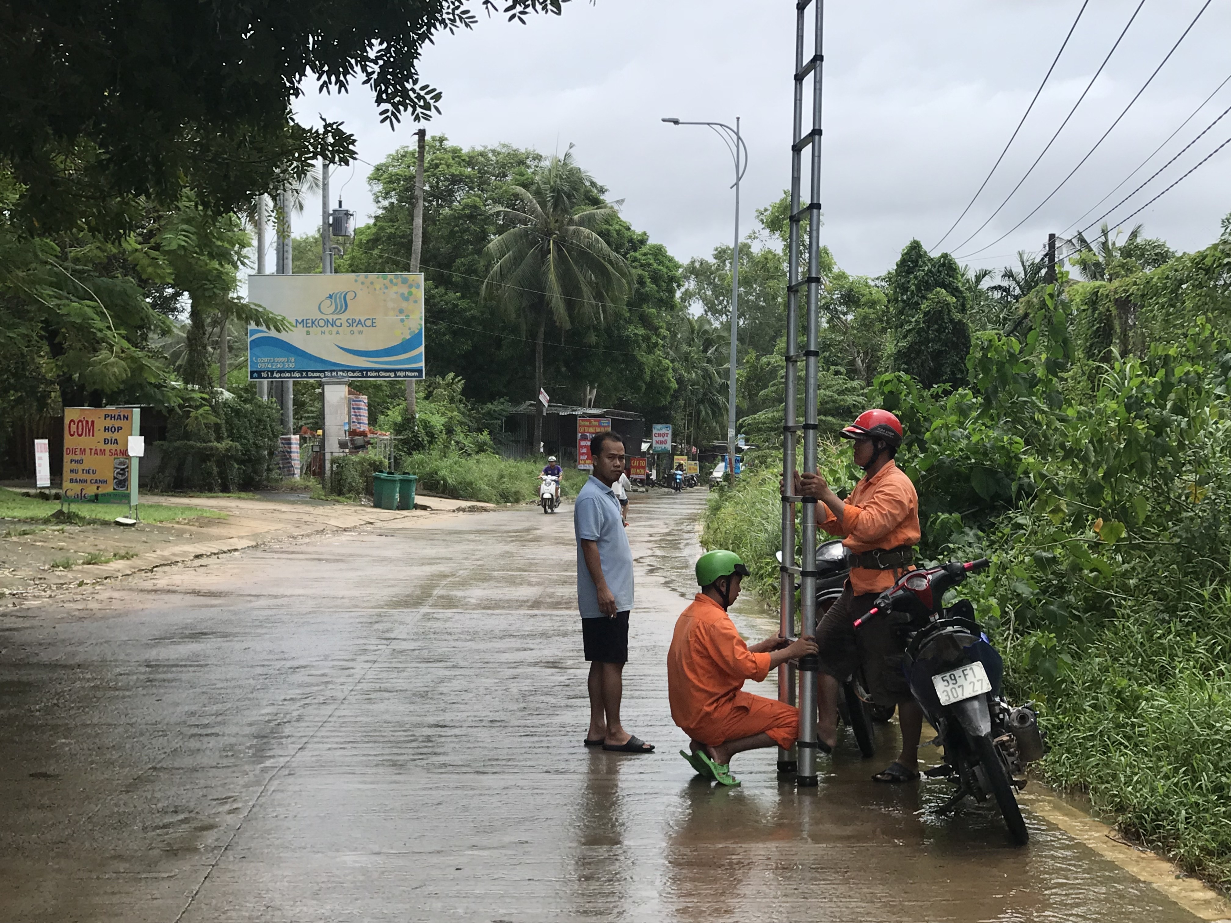 Tin nhanh - Chùm ảnh: Đảo ngọc Phú Quốc sau những ngày chìm trong 'biển nước' (Hình 6).