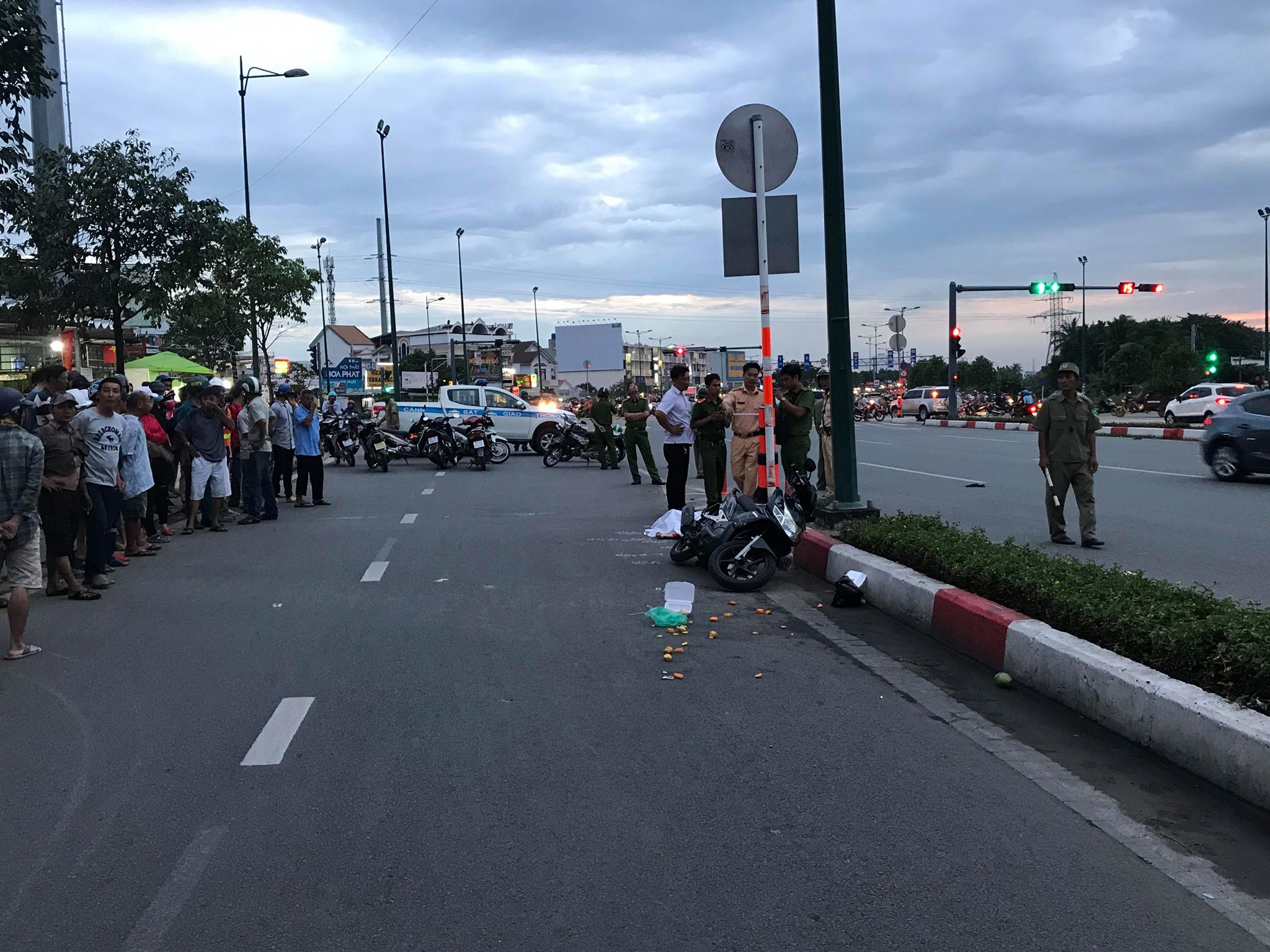 Tin nhanh - Đi thăm em gái ở Bình Dương, người phụ nữ gặp tai nạn tử vong thương tâm