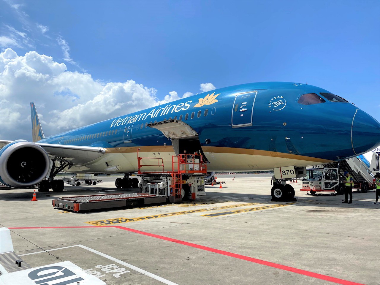 Xã hội - Vietnam Airlines đề xuất được vận chuyển vaccine phòng dịch Covid-19