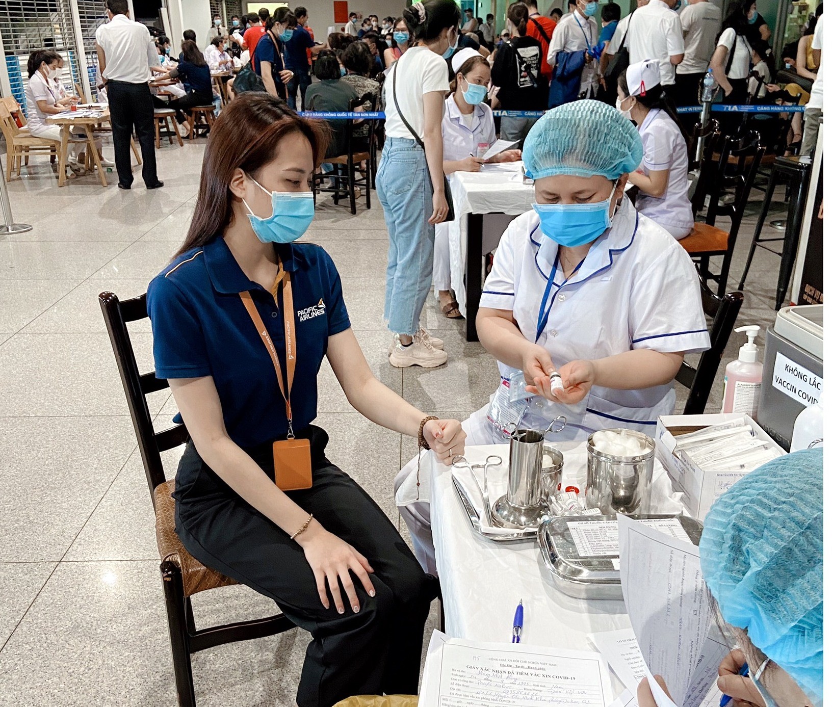 Sự kiện - Bình Dương: Thêm 949 ca dương tính với Covid-19 (Hình 2).