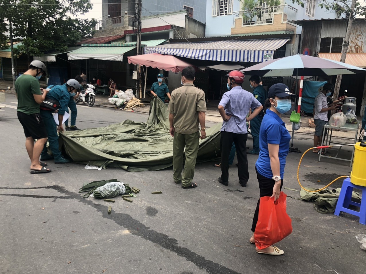 Sự kiện - Bình Dương yêu cầu người dân không ra đường 24/24 giờ