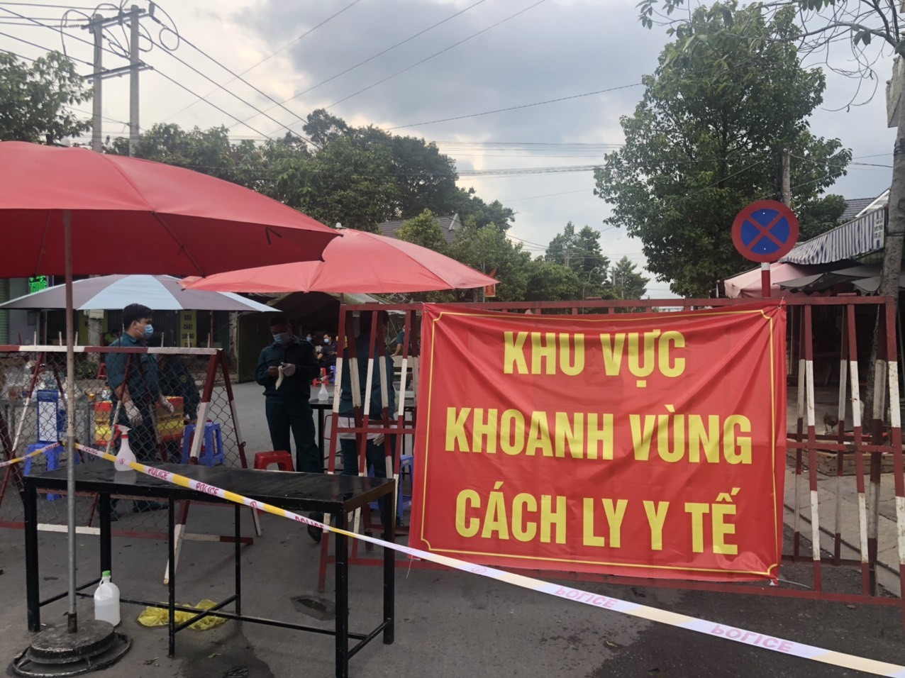 Sự kiện - Bình Dương: Số ca nhiễm Covid-19 ở các “vùng đỏ đậm đặc” đã giảm 