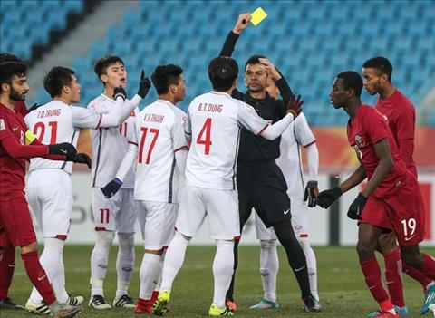 Thể thao - Asian Cup 2019: Trọng tài  trận Việt Nam - Iran từng gây khó dễ U23 Việt Nam như thế nào? (Hình 2).