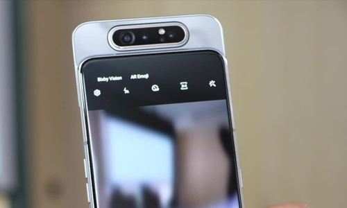 Sản phẩm - Samsung “chơi trội” với Camera “lật mặt” trong thiết kế mới nhất Galaxy A80