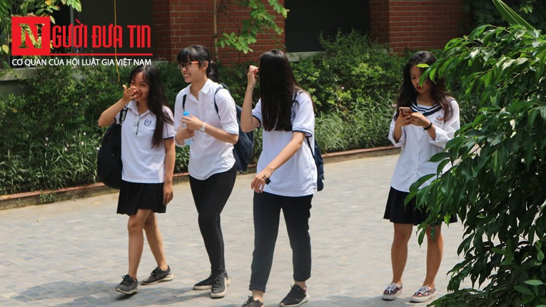 Giáo dục - Sĩ tử cười 'như được mùa' sau khi thi môn Ngữ văn THPT Quốc gia 2019 (Hình 5).