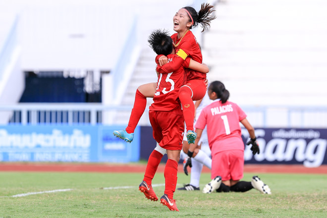 Thể thao - Tuyển nữ Việt Nam phản lưới nhà trong trận bán kết AFF Cup 2019, song vẫn lội ngược dòng (Hình 3).