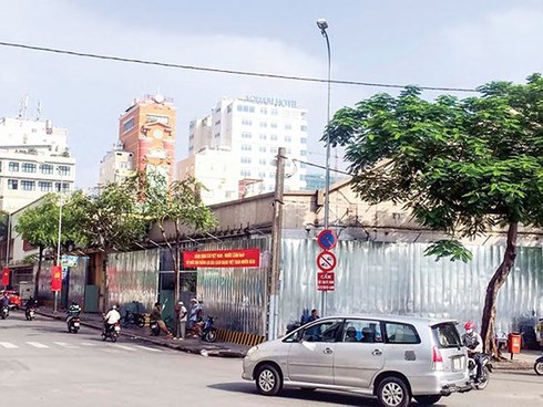 An ninh - Hình sự - Khởi tố nguyên Phó giám đốc sở ở TP.HCM liên quan đến “lô đất vàng” của Sabeco (Hình 2).