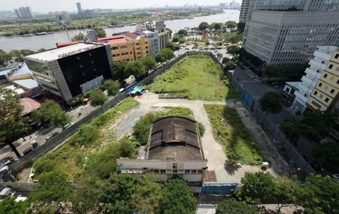 An ninh - Hình sự - Khởi tố nguyên Phó giám đốc sở ở TP.HCM liên quan đến “lô đất vàng” của Sabeco