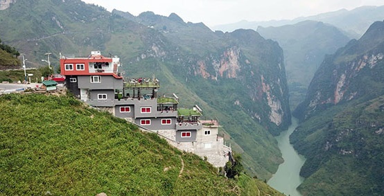 Tin nhanh - Không thể bỏ lỡ: Quá trình thăng tiến lên Trưởng phòng ở Tỉnh ủy Đắk Lắk của “hotgirl gội đầu”; Yêu cầu Trung Quốc rút toàn bộ nhóm tàu khảo sát Hải Dương 8 ra khỏi vùng biển Việt Nam (Hình 3).