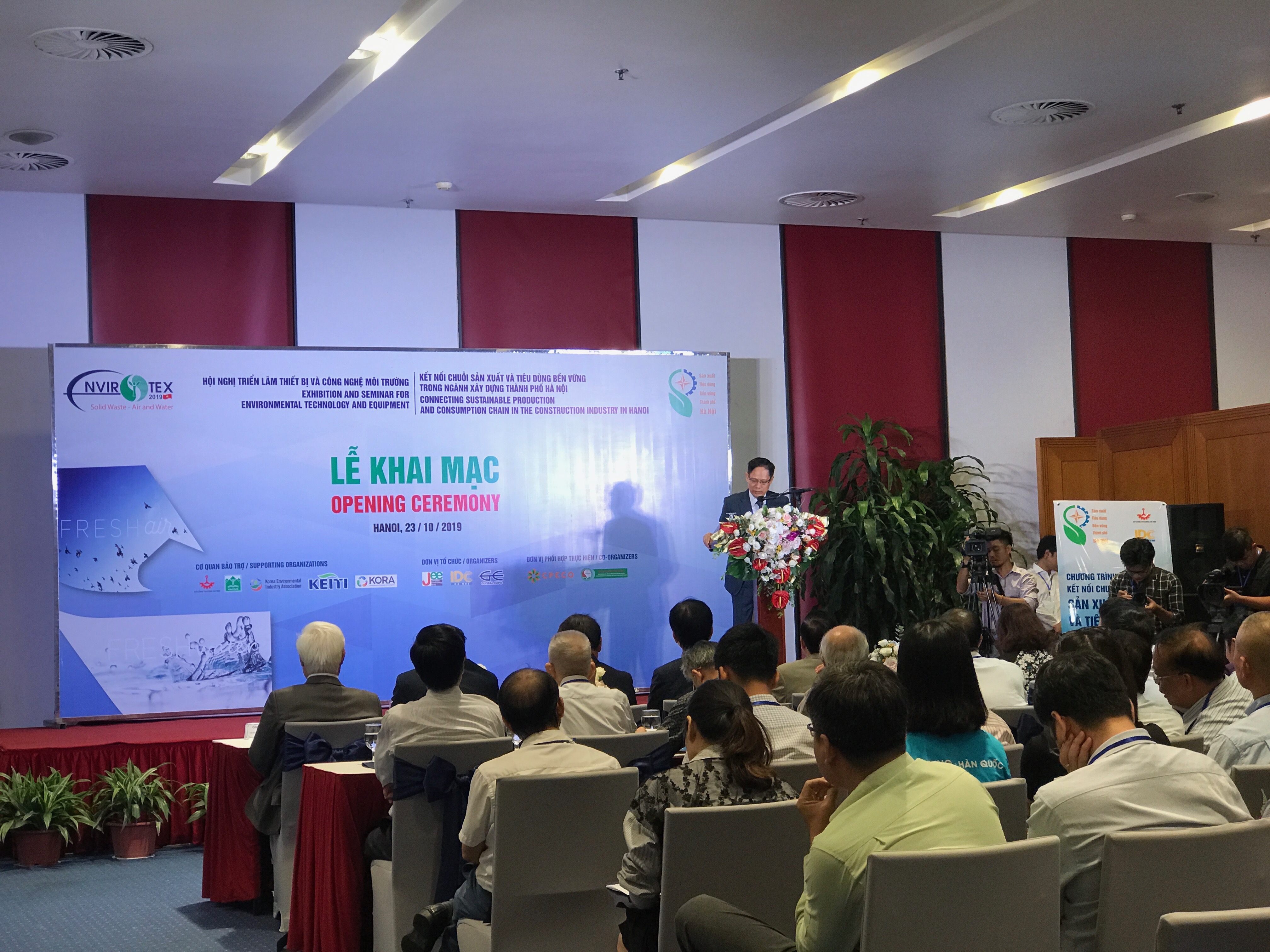 Môi trường - Triển lãm Envirotex 2019: Trưng bày các sản phẩm, công nghệ thân thiện môi trường