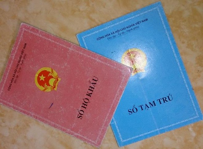 Tin nhanh - Không thể bỏ lỡ: Cô giáo bị xem xét điều tới vùng khó khăn do phê phán sách giáo khoa lớp 1, Đề xuất bỏ sổ hộ khẩu, sổ tạm trú bằng giấy (Hình 2).