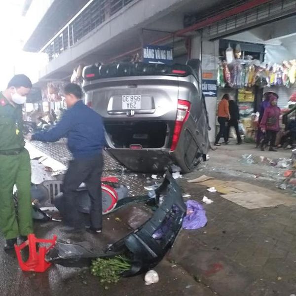 Tin nhanh - Tai nạn giao thông giảm trong 10 ngày cách ly xã hội, song vẫn có nhiều người tử nạn