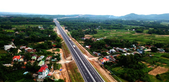 Tài chính - Ngân hàng - Cảnh cáo, điều chuyển công tác Chủ tịch và Tổng Giám đốc VEC (Hình 2).