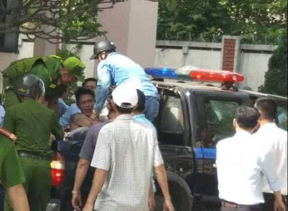 An ninh - Hình sự - Huế: Bắt kẻ ngáo đá dùng dao truy đuổi người thân