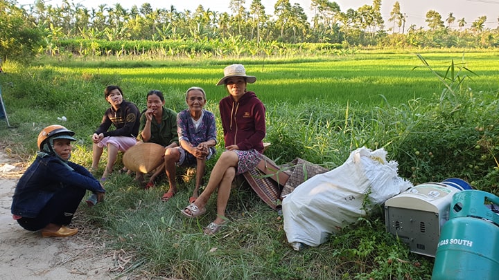 Tin nhanh - Huế: 4 vụ cháy rừng xảy ra trong một ngày, hàng chục hộ dân phải sơ tán (Hình 2).