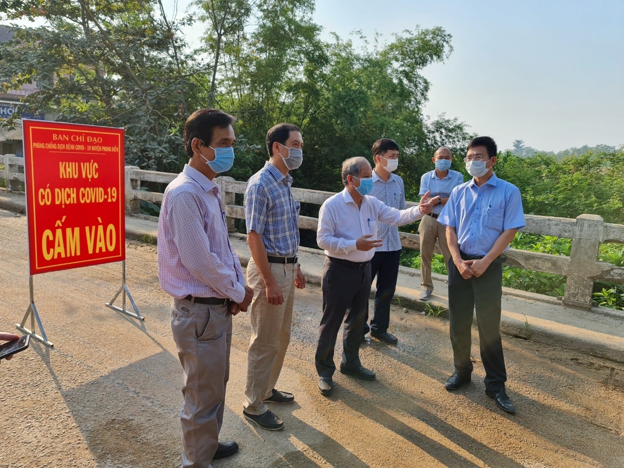 Sự kiện - Huế: Thực hiện mọi giải pháp để kiểm soát dịch bệnh trong 10 ngày 