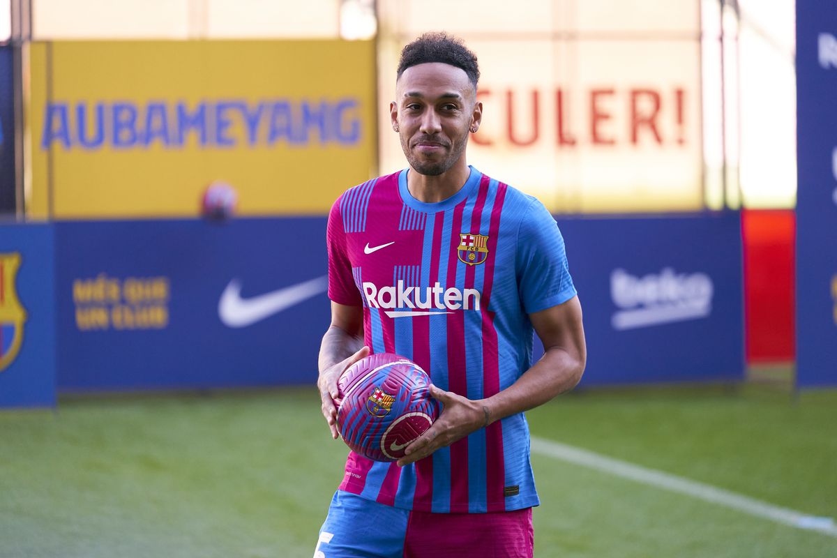 Thể thao - Arsenal vẫn phải trả lương cho Aubameyang dù đã bán sang Barca