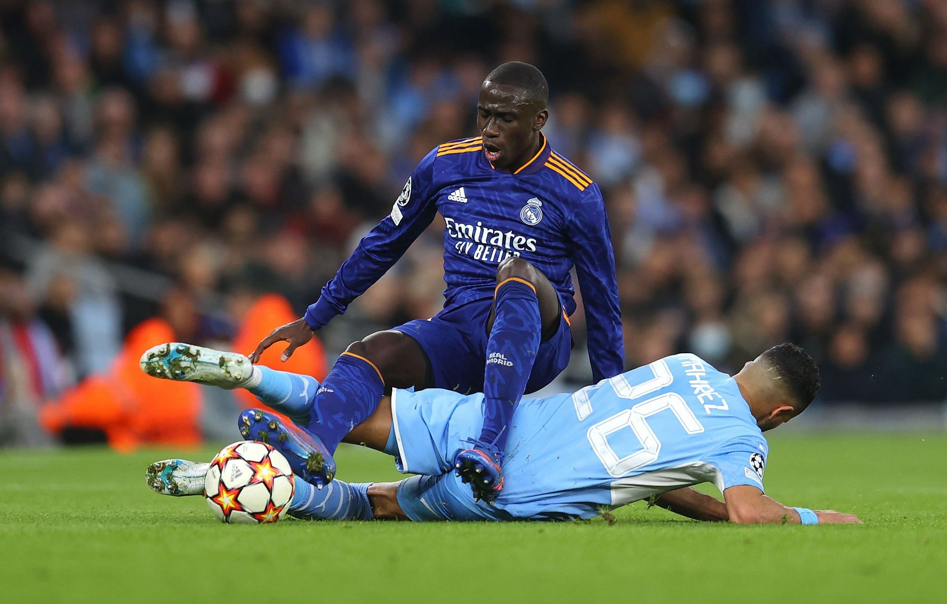 B&oacute;ng đ&aacute; Ch&acirc;u &Acirc;u - Top 5 m&agrave;n đối đầu đ&aacute;ng chờ đợi nhất ở đại chiến Real vs Man City (H&igrave;nh 2).