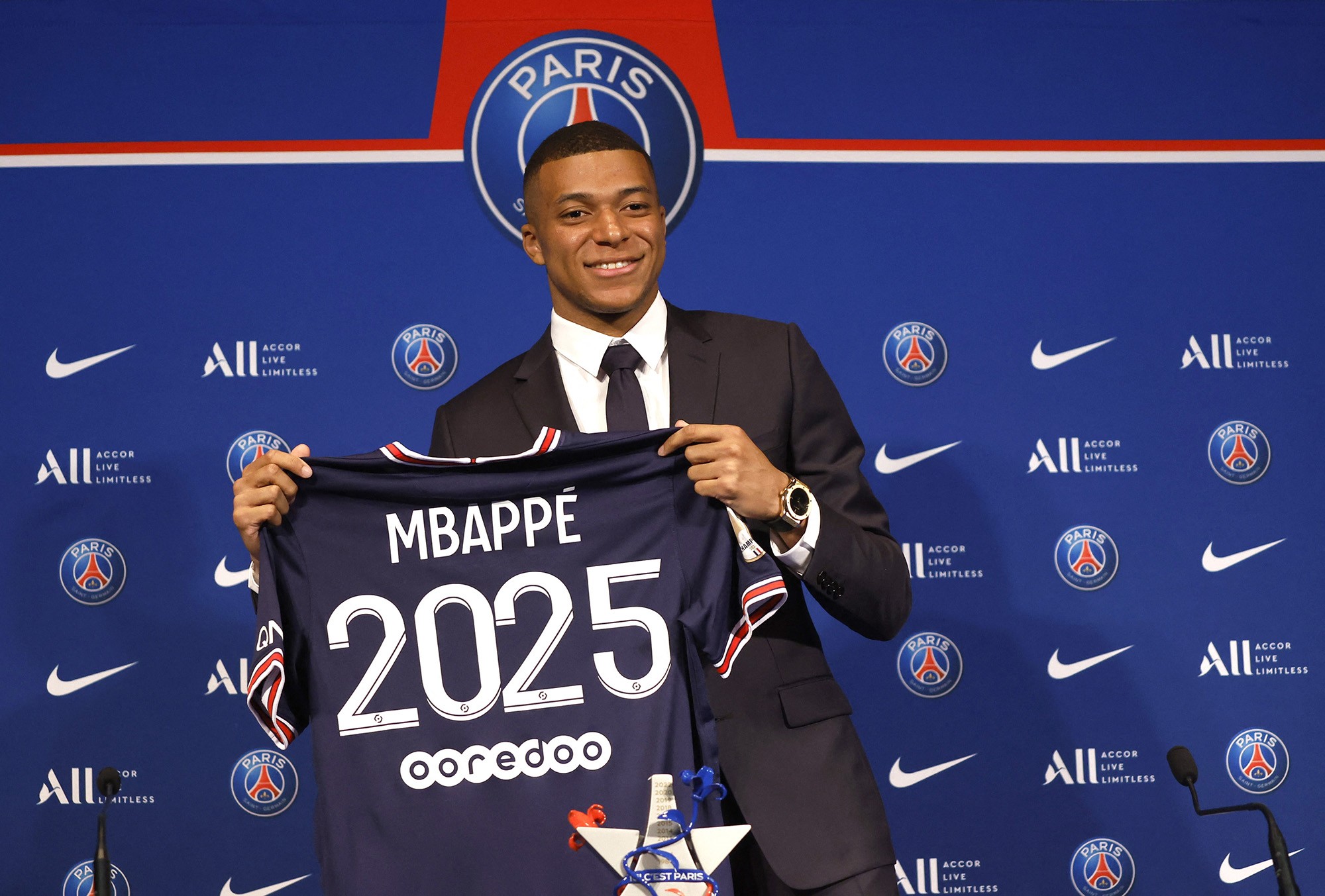 Giải khác - Mbappe lần đầu lên tiếng về việc bỏ Real để ở lại PSG