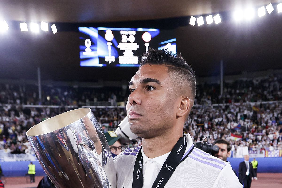 Bóng đá Tây Ban Nha - Vì sao Real Madrid dễ dàng 'nhả' Casemiro cho MU? (Hình 3).