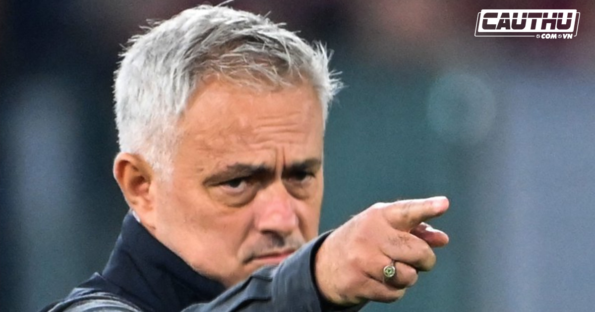 Giải khác - Mourinho tiết lộ một cầu thủ Roma đã phản bội đội bóng