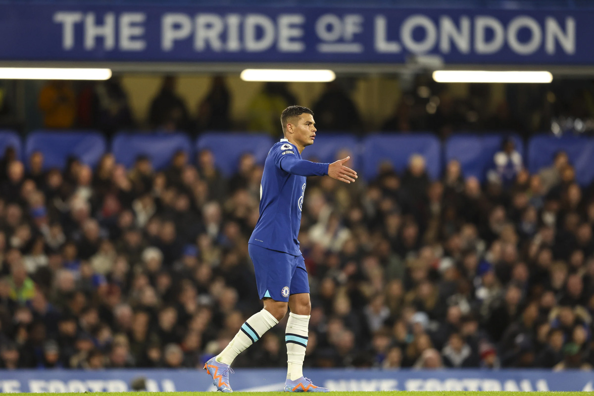 Bóng đá Anh - Thiago Silva: Người cận vệ già canh giữ hồn Stamford Bridge (Hình 3).