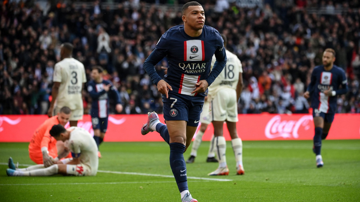 Giải khác - Ma thuật của Messi và Mbappe đưa PSG thoát vực thẳm (Hình 2).