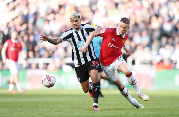 Bóng đá Anh - Ten Hag đã mắc 4 sai lầm nào khiến MU thua đau Newcastle? (Hình 2).