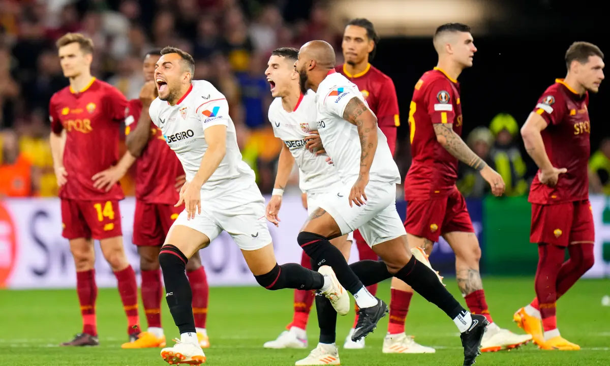 Bóng đá Châu Âu - Xin lỗi Mourinho, Sevilla là 'Người đặc biệt' của Europa League! (Hình 2).