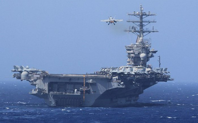 Đoàn công tác liên ngành Việt Nam thăm tàu sân bay USS Carl Vinson