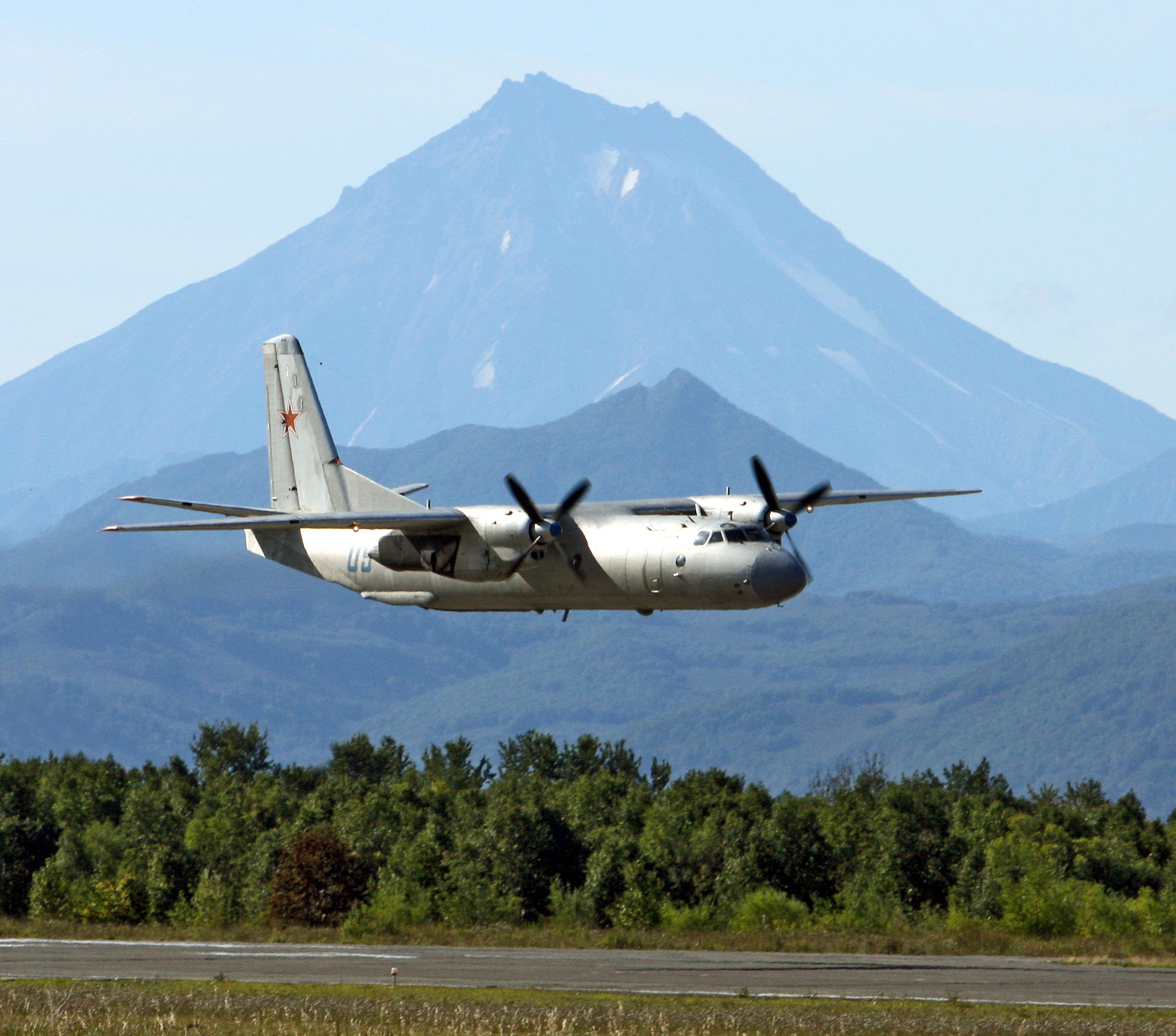 Bí ẩn nguyên nhân máy bay An-26 của Nga bị rơi tại Syria (Hình 2).